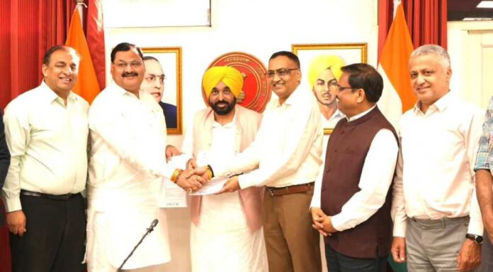 ਭਗਵੰਤ ਮਾਨ ਸਰਕਾਰ ਦੀ ‘ਖੇਡ ਕ੍ਰਾਂਤੀ’ ਨੇ ਪੰਜਾਬ ਨੂੰ ਕੌਮਾਂਤਰੀ ਖੇਡ ਨਕਸ਼ੇ ’ਤੇ ਉਭਾਰਿਆ, ਹਾਕੀ ਏਸ਼ੀਅਨ ਚੈਂਪੀਅਨਜ਼ ਟਰਾਫੀ ਨਾਲ ਪਹਿਲੀ ਵਾਰ ਅੰਤਰਰਾਸ਼ਟਰੀ ਹਾਕੀ ਟੂਰਨਾਮੈਂਟ ਦੀ ਮੇਜ਼ਬਾਨੀ ਕਰੇਗਾ ਪੰਜਾਬ