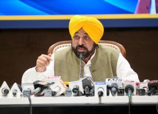 ਮੁੱਖ ਮੰਤਰੀ ਭਗਵੰਤ ਸਿੰਘ ਮਾਨ ਦੇ ਯਤਨਾਂ ਨੂੰ ਪਿਆ ਬੂਰ, ਕੇਂਦਰ ਵੱਲੋਂ ਕੰਡਿਆਲੀ ਤਾਰ ਨੂੰ ਕੌਮਾਂਤਰੀ ਸਰਹੱਦ ਦੇ ਨੇੜੇ ਲਗਾਉਣ ਦਾ ਹੁਕਮ, ਲੱਖਾਂ ਕਿਸਾਨਾਂ ਨੂੰ ਹੋਵੇਗਾ ਲਾਭ