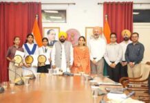 ਪੰਜਾਬ ਦੀਆਂ ਧੀਆਂ ਨੇ ‘ਸਿੱਖਿਆ ਕ੍ਰਾਂਤੀ’ ਵਿੱਚ ਮੋਹਰੀ ਭੂਮਿਕਾ ਨਿਭਾਈ, ਪੰਜਾਬ ਸਕੂਲ ਸਿੱਖਿਆ ਬੋਰਡ ਦੇ ਅੱਠਵੀਂ ਜਮਾਤ ਦੇ ਨਤੀਜਿਆਂ ਵਿੱਚ ਪਹਿਲੇ 20 ਵਿੱਚੋਂ 19 ਸਥਾਨ ਪ੍ਰਾਪਤ ਕੀਤੇ: ਮੁੱਖ ਮੰਤਰੀ ਭਗਵੰਤ ਸਿੰਘ ਮਾਨ