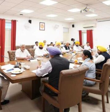 ਮੁੱਖ ਮੰਤਰੀ ਭਗਵੰਤ ਸਿੰਘ ਮਾਨ ਦੀ ਅਗਵਾਈ ਵਿੱਚ ਵਜ਼ਾਰਤ ਵੱਲੋਂ ਦਰਿਆਵਾਂ, ਚੋਆਂ ਅਤੇ ਸੇਮ ਨਾਲਿਆਂ ’ਚੋਂ ਗਾਰ ਕੱਢਣ ਲਈ ਹਰੀ ਝੰਡੀ