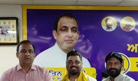 ਨਿਤਿਨ ਕੋਹਲੀ ਦੀ ਮਜ਼ਬੂਤ ਅਗਵਾਈ ਦਾ ਅਸਰ: ਕਾਂਗਰਸੀ ਆਗੂ ਸੁਮਿਤ ਸ਼ਰਮਾ ਆਮ ਆਦਮੀ ਪਾਰਟੀ ਵਿੱਚ ਸ਼ਾਮਲ, ਪੰਜਾਬ ਵਿੱਚ ਆਮ ਆਦਮੀ ਪਾਰਟੀ ਦੀ ਵਧੀ ਰਾਜਨੀਤਿਕ ਤਾਕਤ