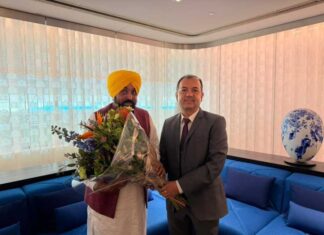 ਪੰਜਾਬ ਦੇ ਉਦਯੋਗਿਕ ਵਿਕਾਸ ਨੂੰ ਹੁਲਾਰਾ ਦੇਣ ਅਤੇ ਆਲਮੀ ਨਿਵੇਸ਼ ਨੂੰ ਆਕਰਸ਼ਿਤ ਕਰਨ ਲਈ ਮੁੱਖ ਮੰਤਰੀ ਭਗਵੰਤ ਸਿੰਘ ਮਾਨ ਅੱਜ ਤੋਂ ਨੀਦਰਲੈਂਡ ਦੇ ਦੌਰੇ ‘ਤੇ