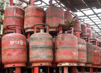 ਵਪਾਰਕ ਐਲਪੀਜੀ ਸਿਲੰਡਰ ਫਿਰ ਹੋਇਆ ਮਹਿੰਗਾ, ਜਾਣੋ ਨਵੀਆਂ ਦਰਾਂ
