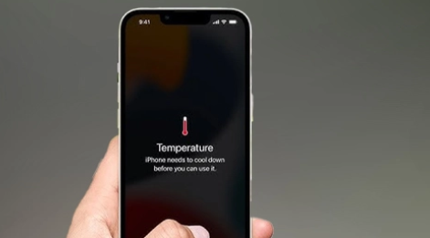 ਇਸ ਗਰਮੀਆਂ ‘ਚ ਵਾਰ-ਵਾਰ ਗਰਮ ਹੋ ਰਿਹਾ ਫ਼ੋਨ, ਅਪਣਾਓ ਇਹ ਸਧਾਰਨ ਤਰੀਕਾ