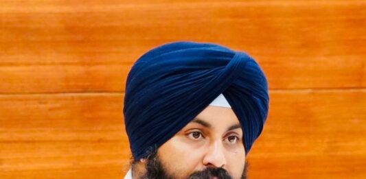 ਭਗਵੰਤ ਮਾਨ ਸਰਕਾਰ ਵੱਲੋਂ ਪਾਠ ਪੁਸਤਕਾਂ ਦੀ ਵੰਡ ਵਿੱਚ ਇਜਾਰੇਦਾਰੀ ਖ਼ਤਮ; ਪ੍ਰਾਈਵੇਟ ਸਕੂਲਾਂ ਦੇ ਵਿਦਿਆਰਥੀਆਂ ਨੂੰ ਬੋਰਡ ਵੱਲੋਂ ਸਿੱਧੇ ਤੌਰ ’ਤੇ ਕੀਤੀ ਜਾਵੇਗੀ ਕਿਤਾਬਾਂ ਦੀ ਸਪਲਾਈ : ਹਰਜੋਤ ਸਿੰਘ ਬੈਂਸ