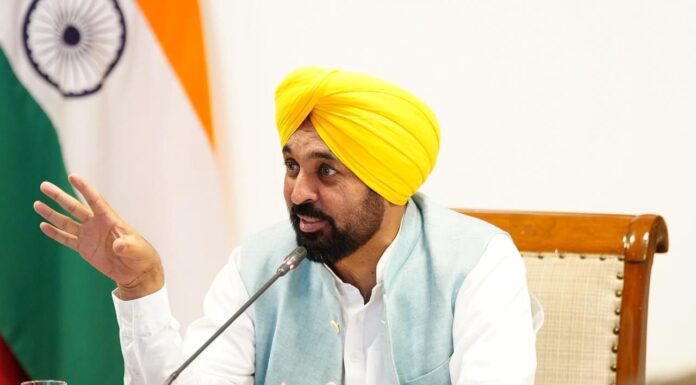 ਮਾਨਸੂਨ ਤੋਂ ਪਹਿਲਾਂ ਹੜ੍ਹਾਂ ਦੇ ਸੁਰੱਖਿਆਂ ਪ੍ਰਬੰਧਾਂ ਨੂੰ ਮਜ਼ਬੂਤ ਕਰਨ ਲਈ ਆਪ ਸਰਕਾਰ ਵੱਲੋਂ ਐਂਫੀਬੀਅਸ ਮਸ਼ੀਨਾਂ ਦੀ ਖਰੀਦ ਨੂੰ ਮਨਜ਼ੂਰੀ: ਮੁੱਖ ਮੰਤਰੀ ਭਗਵੰਤ ਸਿੰਘ ਮਾਨ