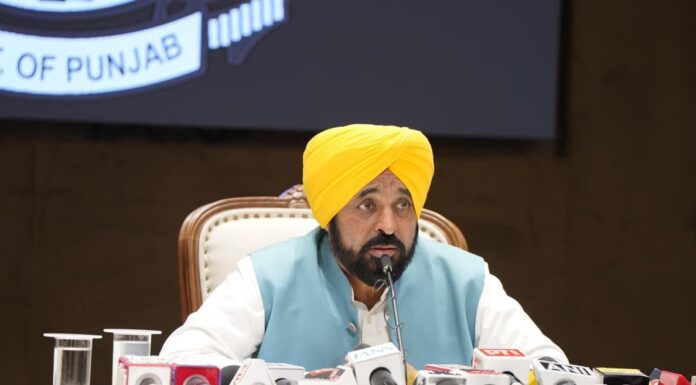 ਪੰਜਾਬ ਵਿੱਚ ਈ.ਡੀ. ਰਾਹੀਂ ਭਾਜਪਾ ਦੀ ਚੋਣ ਖੇਡ ਜਾਰੀ, ਤਿੰਨ ਦਿਨਾਂ ਵਿੱਚ ਦੋ ‘ਆਪ` ਆਗੂਆਂ ਦੇ ਘਰਾਂ `ਤੇ ਛਾਪੇ: ਮੁੱਖ ਮੰਤਰੀ ਭਗਵੰਤ ਸਿੰਘ ਮਾਨ