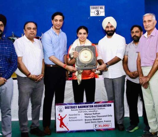 ਮਾਨ ਸਰਕਾਰ ਸੂਬੇ ਦੇ ਖੇਡ ਮਾਹੌਲ ਨੂੰ ਬਦਲਣ ਲਈ ਵਚਨਬੱਧ : ਵਿਧਾਇਕ ਸੁਖਾਨੰਦ ਜਲੰਧਰ ਵਿੱਚ 4 ਦਿਨਾਂ ਸਬ-ਜੂਨੀਅਰ ਸਟੇਟ ਰੈਂਕਿੰਗ ਬੈਡਮਿੰਟਨ ਟੂਰਨਾਮੈਂਟ ਦੀ ਸ਼ੁਰੂਆਤ