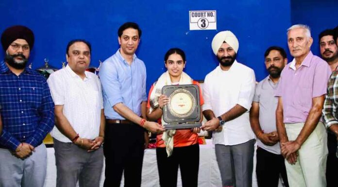 ਮਾਨ ਸਰਕਾਰ ਸੂਬੇ ਦੇ ਖੇਡ ਮਾਹੌਲ ਨੂੰ ਬਦਲਣ ਲਈ ਵਚਨਬੱਧ : ਵਿਧਾਇਕ ਸੁਖਾਨੰਦ ਜਲੰਧਰ ਵਿੱਚ 4 ਦਿਨਾਂ ਸਬ-ਜੂਨੀਅਰ ਸਟੇਟ ਰੈਂਕਿੰਗ ਬੈਡਮਿੰਟਨ ਟੂਰਨਾਮੈਂਟ ਦੀ ਸ਼ੁਰੂਆਤ