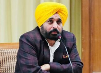 ਮੋਦੀ ਸਰਕਾਰ ਨੇ ਪਾਬੰਦੀਆਂ ਅਤੇ ਮਹਿੰਗਾਈ ਰਾਹੀਂ ਦੇਸ਼ ‘ਚ ਅਣਐਲਾਨਿਆ ਲਾਕਡਾਊਨ ਲਾਇਆ: ਮੁੱਖ ਮੰਤਰੀ ਭਗਵੰਤ ਸਿੰਘ ਮਾਨ