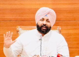ਸਕੂਲ ਸਿੱਖਿਆ ਵਿੱਚ ਪੰਜਾਬ ਨੇ ਕੇਰਲਾ ਨੂੰ ਪਛਾੜਿਆ, ਨੀਤੀ ਆਯੋਗ ਦੀ ਰਿਪੋਰਟ ਵਿੱਚ ਭਾਰਤ ਦੇ ਸਰਬੋਤਮ ਕਾਰਗੁਜ਼ਾਰੀ ਵਾਲੇ ਸੂਬੇ ਵਜੋਂ ਉੱਭਰਿਆ: ਹਰਜੋਤ ਸਿੰਘ ਬੈਂਸ
