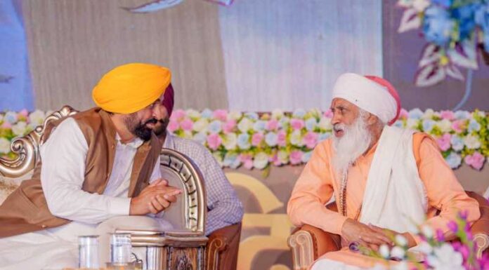 ਨਸ਼ਾ ਵਿਰੋਧੀ ਜਾਗਰੂਕਤਾ ਪ੍ਰੋਗਰਾਮ ਵਿੱਚ ਸ਼ਾਮਲ ਹੋਏ ਮੁੱਖ ਮੰਤਰੀ ਭਗਵੰਤ ਸਿੰਘ ਮਾਨ; ਕਿਹਾ, “ਅਸੀਂ ਪੰਜਾਬ ‘ਚੋਂ ਨਸ਼ਿਆਂ ਦਾ ਕਲੰਕ ਮਿਟਾ ਦੇਵਾਂਗੇ”