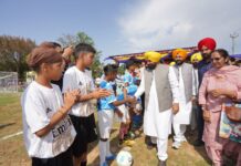 ਭਾਜਪਾ ਦੇ ਹੱਥ 700 ਕਿਸਾਨਾਂ ਦੇ ਖ਼ੂਨ ਨਾਲ ਰੰਗੇ ਹੋਏ, ਪੰਜਾਬ ਕਾਲੇ ਖੇਤੀ ਕਾਨੂੰਨਾਂ ਦੇ ਅਪਮਾਨ ਨੂੰ ਨਹੀਂ ਭੁੱਲੇਗਾ: ਮੁੱਖ ਮੰਤਰੀ ਭਗਵੰਤ ਸਿੰਘ ਮਾਨ
