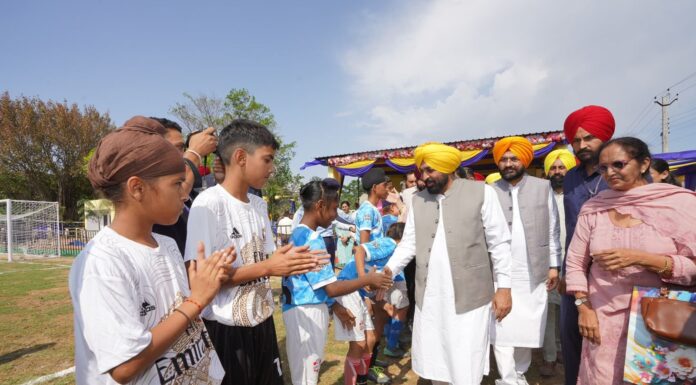 ਭਾਜਪਾ ਦੇ ਹੱਥ 700 ਕਿਸਾਨਾਂ ਦੇ ਖ਼ੂਨ ਨਾਲ ਰੰਗੇ ਹੋਏ, ਪੰਜਾਬ ਕਾਲੇ ਖੇਤੀ ਕਾਨੂੰਨਾਂ ਦੇ ਅਪਮਾਨ ਨੂੰ ਨਹੀਂ ਭੁੱਲੇਗਾ: ਮੁੱਖ ਮੰਤਰੀ ਭਗਵੰਤ ਸਿੰਘ ਮਾਨ