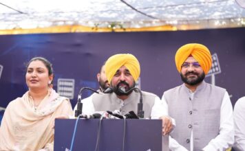 ਮੁੱਖ ਮੰਤਰੀ ਭਗਵੰਤ ਸਿੰਘ ਮਾਨ ਵੱਲੋਂ ਵਿਸ਼ਵ ਪੱਧਰੀ ਸਹੂਲਤਾਂ ਨਾਲ ਲੈਸ 250 ਪੇਂਡੂ ਖੇਡ ਮੈਦਾਨਾਂ ਦਾ ਉਦਘਾਟਨ; ਕਿਹਾ, ਪੰਜਾਬ ਦੇ ਪਿੰਡਾਂ ਤੋਂ ਅੰਤਰਰਾਸ਼ਟਰੀ ਪੱਧਰ ਦੇ ਖਿਡਾਰੀ ਪੈਦਾ ਹੋਣਗੇ
