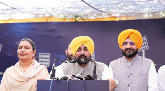 ਮੁੱਖ ਮੰਤਰੀ ਭਗਵੰਤ ਸਿੰਘ ਮਾਨ ਵੱਲੋਂ ਵਿਸ਼ਵ ਪੱਧਰੀ ਸਹੂਲਤਾਂ ਨਾਲ ਲੈਸ 250 ਪੇਂਡੂ ਖੇਡ ਮੈਦਾਨਾਂ ਦਾ ਉਦਘਾਟਨ; ਕਿਹਾ, ਪੰਜਾਬ ਦੇ ਪਿੰਡਾਂ ਤੋਂ ਅੰਤਰਰਾਸ਼ਟਰੀ ਪੱਧਰ ਦੇ ਖਿਡਾਰੀ ਪੈਦਾ ਹੋਣਗੇ