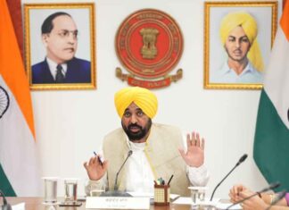 ਮੁੱਖ ਮੰਤਰੀ ਭਗਵੰਤ ਸਿੰਘ ਮਾਨ ਦੀ ਅਗਵਾਈ ਵਿੱਚ ਵਜ਼ਾਰਤ ਵੱਲੋਂ ਚੋਣ ਵਿਭਾਗ ਦੇ ਸੇਵਾ ਨਿਯਮਾਂ ’ਚ ਸੋਧ ਨੂੰ ਹਰੀ ਝੰਡੀ, ਵੋਟਰ ਸੂਚੀਆਂ ਦੀ ਵਿਸ਼ੇਸ਼ ਸੁਧਾਈ ਨੂੰ ਸੁਚਾਰੂ ਰੂਪ ਵਿੱਚ ਯਕੀਨੀ ਬਣਾਇਆ ਜਾ ਸਕੇਗਾ