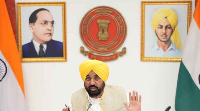 ਮੁੱਖ ਮੰਤਰੀ ਭਗਵੰਤ ਸਿੰਘ ਮਾਨ ਦੀ ਅਗਵਾਈ ਵਿੱਚ ਵਜ਼ਾਰਤ ਵੱਲੋਂ ਚੋਣ ਵਿਭਾਗ ਦੇ ਸੇਵਾ ਨਿਯਮਾਂ ’ਚ ਸੋਧ ਨੂੰ ਹਰੀ ਝੰਡੀ, ਵੋਟਰ ਸੂਚੀਆਂ ਦੀ ਵਿਸ਼ੇਸ਼ ਸੁਧਾਈ ਨੂੰ ਸੁਚਾਰੂ ਰੂਪ ਵਿੱਚ ਯਕੀਨੀ ਬਣਾਇਆ ਜਾ ਸਕੇਗਾ