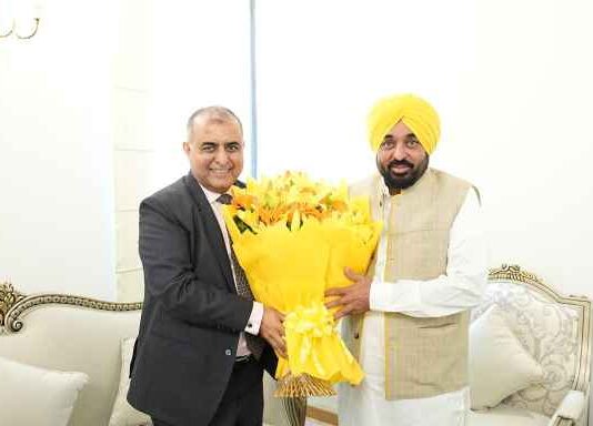 ਮੁੱਖ ਮੰਤਰੀ ਭਗਵੰਤ ਸਿੰਘ ਮਾਨ ਨੇ ਪੰਜਾਬ ਵਿੱਚ ਐਚ.ਪੀ.ਸੀ.ਐਲ. ਦਾ ਵੱਡਾ ਨਿਵੇਸ਼ ਯਕੀਨੀ ਬਣਾਇਆ; ਰਿਫਾਇਨਰੀ, ਬਾਇਓਫਿਊਲ ਅਤੇ ਬਾਇਓਗੈਸ ਪ੍ਰੋਜੈਕਟ ਆਰਥਿਕਤਾ ਨੂੰ ਦੇਣਗੇ ਹੁਲਾਰਾ ਅਤੇ ਰੋਜ਼ਗਾਰ ਦੇ ਮੌਕੇ ਪੈਦਾ ਕਰਨਗੇ