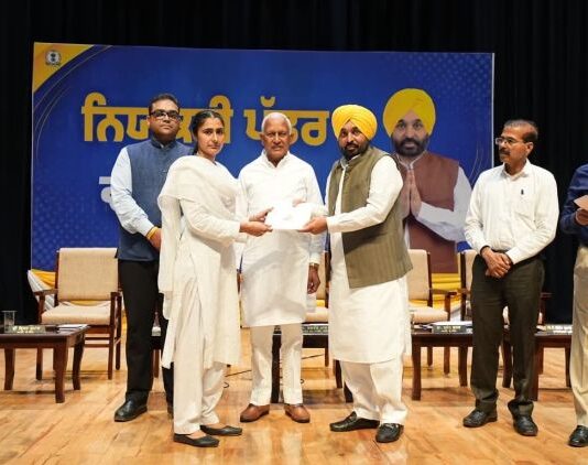 ਮੁੱਖ ਮੰਤਰੀ ਭਗਵੰਤ ਸਿੰਘ ਮਾਨ ਨੇ ਪੀ.ਐਸ.ਪੀ.ਸੀ.ਐਲ. ਵਿੱਚ ਨਿਯੁਕਤ ਹੋਏ 665 ਨੌਜਵਾਨਾਂ ਨੂੰ ਨਿਯੁਕਤੀ ਪੱਤਰ ਸੌਂਪੇ