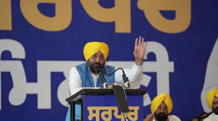 ਮੁੱਖ ਮੰਤਰੀ ਭਗਵੰਤ ਸਿੰਘ ਮਾਨ ਵੱਲੋਂ 15 ਅਗਸਤ ਤੋਂ ਸਰਪੰਚਾਂ ਲਈ 10,000 ਰੁਪਏ ਮਾਸਿਕ ਮਾਣਭੱਤੇ ਦਾ ਐਲਾਨ