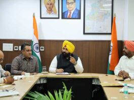ਸਥਾਨਕ ਸਰਕਾਰਾਂ ਮੰਤਰੀ ਹਰਜੋਤ ਸਿੰਘ ਬੈਂਸ ਵੱਲੋਂ ਟ੍ਰਾਈਸਿਟੀ ਨਾਲ ਲਗਦੇ ਕਸਬਿਆਂ ਵਿੱਚ ਸ਼ਹਿਰੀ ਬੁਨਿਆਦੀ ਢਾਂਚੇ ਸਬੰਧੀ ਵੱਖ-ਵੱਖ ਪ੍ਰਾਜੈਕਟਾਂ ਦਾ ਐਲਾਨ; ਵਿਕਾਸ ਕਾਰਜਾਂ ਦੀ ਹਫ਼ਤਾਵਾਰੀ ਸਮੀਖਿਆ ਦੇ ਨਿਰਦੇਸ਼