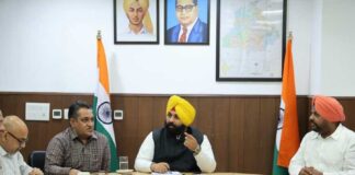 ਸਥਾਨਕ ਸਰਕਾਰਾਂ ਮੰਤਰੀ ਹਰਜੋਤ ਸਿੰਘ ਬੈਂਸ ਵੱਲੋਂ ਟ੍ਰਾਈਸਿਟੀ ਨਾਲ ਲਗਦੇ ਕਸਬਿਆਂ ਵਿੱਚ ਸ਼ਹਿਰੀ ਬੁਨਿਆਦੀ ਢਾਂਚੇ ਸਬੰਧੀ ਵੱਖ-ਵੱਖ ਪ੍ਰਾਜੈਕਟਾਂ ਦਾ ਐਲਾਨ; ਵਿਕਾਸ ਕਾਰਜਾਂ ਦੀ ਹਫ਼ਤਾਵਾਰੀ ਸਮੀਖਿਆ ਦੇ ਨਿਰਦੇਸ਼