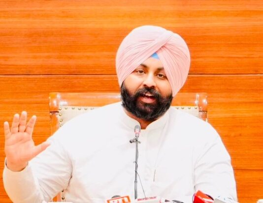 ਪੰਜਾਬ ਸਿੱਖਿਆ ਕ੍ਰਾਂਤੀ: ਸਰਕਾਰੀ ਸਕੂਲਾਂ ਦੇ 59 ਵਿਦਿਆਰਥੀਆਂ ਨੇ ਜੇ.ਈ.ਈ. ਐਡਵਾਂਸ ਪ੍ਰੀਖਿਆ ਕੀਤੀ ਪਾਸ; ਆਈ.ਆਈ.ਟੀ. ਕੁਆਲੀਫਾਇਰਾਂ ਵਿੱਚ 34 ਫੀਸਦ ਵਾਧਾ ਦਰਜ