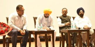 ਸੇਵਾਮੁਕਤ ਆਈਏਐਸ ਅਧਿਕਾਰੀ ਸੰਜੇ ਗੁਪਤਾ ਨੇ ਪੰਜਾਬ ਰਾਜ ਬਿਜਲੀ ਰੈਗੂਲੇਟਰੀ ਕਮਿਸ਼ਨ ਦੇ ਚੇਅਰਪਰਸਨ ਵਜੋਂ ਅਹੁਦਾ ਸੰਭਾਲਿਆ