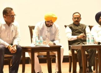 ਸੇਵਾਮੁਕਤ ਆਈਏਐਸ ਅਧਿਕਾਰੀ ਸੰਜੇ ਗੁਪਤਾ ਨੇ ਪੰਜਾਬ ਰਾਜ ਬਿਜਲੀ ਰੈਗੂਲੇਟਰੀ ਕਮਿਸ਼ਨ ਦੇ ਚੇਅਰਪਰਸਨ ਵਜੋਂ ਅਹੁਦਾ ਸੰਭਾਲਿਆ