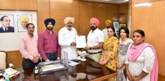 ਵਿੱਤ ਮੰਤਰੀ ਹਰਪਾਲ ਸਿੰਘ ਚੀਮਾ ਵੱਲੋਂ ਮੁਲਾਜ਼ਮ ਯੂਨੀਅਨਾਂ ਨਾਲ ਮੁਲਾਕਾਤ; ਜਾਇਜ਼ ਮੰਗਾਂ ’ਤੇ ਜਲਦ ਕਾਰਵਾਈ ਦਾ ਦਿੱਤਾ ਭਰੋਸਾ
