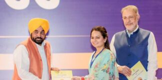 ਮੁੱਖ ਮੰਤਰੀ ਭਗਵੰਤ ਸਿੰਘ ਮਾਨ ਵੱਲੋਂ ਸਰਕਾਰੀ ਮਹਿਲਾ ਕਰਮਚਾਰੀਆਂ ਲਈ ਵੱਡੀ ਰਾਹਤ ਦਾ ਐਲਾਨ; ਗਰੁੱਪ ਸੀ ਅਤੇ ਡੀ ਮਹਿਲਾ ਕਰਮਚਾਰੀਆਂ ਨੂੰ ਉਨ੍ਹਾਂ ਦੇ ਘਰਾਂ ਤੋਂ 40 ਕਿਲੋਮੀਟਰ ਦੇ ਦਾਇਰੇ ਅੰਦਰ ਹੀ ਕੀਤਾ ਜਾਵੇਗਾ ਤਾਇਨਾਤ
