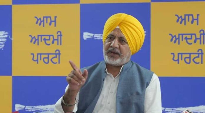 ਐਸਆਈਟੀ ਨੂੰ ਦਿੱਤੇ ਆਪਣੇ ਬਿਆਨ ਵਿੱਚ ਸਾਬਕਾ ਜਥੇਦਾਰ ਗਿਆਨੀ ਰਘਬੀਰ ਸਿੰਘ ਨੇ ਪੁਸ਼ਟੀ ਕੀਤੀ ਕਿ ਸੁਖਬੀਰ ਬਾਦਲ ਨੇ ਬਹਿਬਲ ਕਲਾਂ ਗੋਲੀਕਾਂਡ ਦੀ ਜ਼ਿੰਮੇਵਾਰੀ ਕਬੂਲੀ ਸੀ: ਬਲਤੇਜ ਪੰਨੂ
