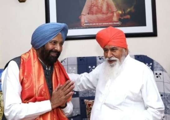 ਡੇਰਾ ਸਚਖੰਡ ਬੱਲਾਂ ਪਹੁੰਚੇ ਕੇਵਲ ਸਿੰਘ ਢਿੱਲੋਂ, ਸੰਤ ਨਿਰੰਜਨ ਦਾਸ ਦਾ ਲਿਆ ਆਸ਼ੀਰਵਾਦ