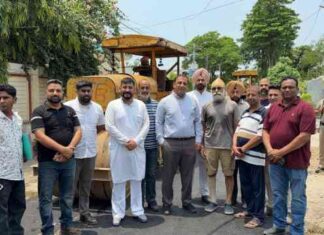 ਨਿਤਿਨ ਕੋਹਲੀ ਵੱਲੋਂ 1.25 ਕਰੋੜ ਰੁਪਏ ਦੀ ਲਾਗਤ ਨਾਲ ਸੜਕਾਂ ਦੇ ਕੰਮ ਦਾ ਉਦਘਾਟਨ