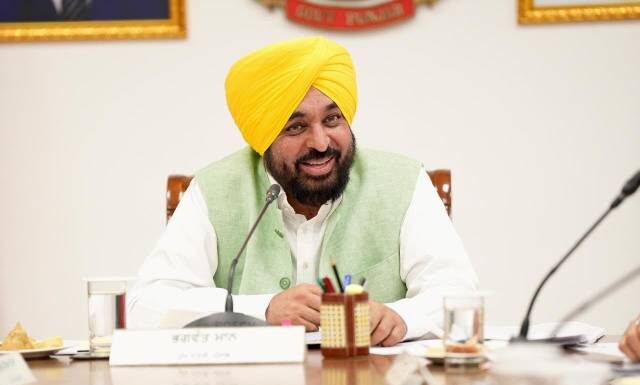 ਮੁੱਖ ਮੰਤਰੀ ਭਗਵੰਤ ਸਿੰਘ ਮਾਨ ਦੀ ਅਗਵਾਈ ਹੇਠ ਪੰਜਾਬ ਕੈਬਨਿਟ ਵੱਲੋਂ ‘ਐਸ.ਆਈ.ਆਰ.’ ਨੂੰ ਸੁਖਾਲਾ ਬਣਾਉਣ ਲਈ ਪ੍ਰਮੁੱਖ ਨਾਗਰਿਕ ਸੇਵਾਵਾਂ ਦੀਆਂ ਸਰਕਾਰੀ ਫ਼ੀਸਾਂ ਮੁਆਫ਼