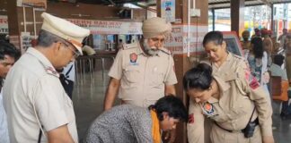 ਪਰਹਾਰ ਮੁਹਿੰਮ ਤਹਿਤ ਬਠਿੰਡਾ ‘ਚ ਵੱਡਾ ਸਰਚ ਆਪ੍ਰੇਸ਼ਨ, 150 ਵਿਅਕਤੀ ਰਾਊਂਡਅੱਪ; ਹੈਰੋਇਨ ਤੇ ਨਾਜਾਇਜ਼ ਸ਼ਰਾਬ ਬਰਾਮਦ