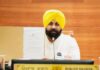 ਭਗਵੰਤ ਮਾਨ ਸਰਕਾਰ ਨੇ ਠੇਕੇ ‘ਤੇ ਕੰਮ ਕਰਨ ਵਾਲੇ ਸਫ਼ਾਈ ਸੇਵਕਾਂ ਅਤੇ ਸੀਵਰਮੈਨਾਂ ਦਾ ਮਹੀਨਾਵਾਰ ਮਿਹਨਤਾਨਾ ਵਧਾ ਕੇ 20,500 ਰੁਪਏ ਕੀਤਾ: ਹਰਜੋਤ ਸਿੰਘ ਬੈਂਸ