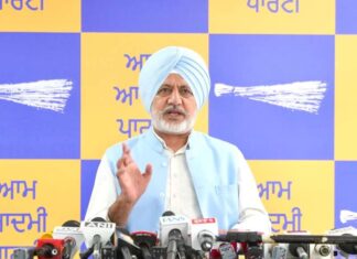 ਕਾਂਗਰਸ, ਭਾਜਪਾ ਅਤੇ ਅਕਾਲੀ ਦਲ ਨੇ ਸੀਐਮ ਭਗਵੰਤ ਸਿੰਘ ਮਾਨ ਨੂੰ ਘੇਰਨ ਲਈ ‘ਟੀਮ ਏ, ਬੀ, ਸੀ’ ਬਣਾ ਲਈ ਹੈ ਕਿਉਂਕਿ ਉਨ੍ਹਾਂ ਕੋਲ ਆਪ ਸਰਕਾਰ ਦੇ ਕੰਮਾਂ ਦਾ ਕੋਈ ਜਵਾਬ ਨਹੀਂ ਹੈ: ਬਲਤੇਜ ਪੰਨੂ