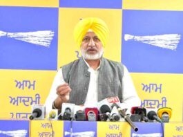 ਕਾਂਗਰਸ ਦਾ ਕਾਲਾ ਅਧਿਆਏ, ਭਾਜਪਾ ਸੱਚ ਨੂੰ ਦਬਾਉਣ ਵਿੱਚ ਕਰ ਰਹੀ ਮਦਦ, ਅਕਾਲੀ ਦਲ ਇਸ ਦਾ ਸਿਆਸੀਕਰਨ ਕਰ ਰਿਹਾ ਹੈ, ਤਿੰਨਾਂ ਨੇ ਜਸਵੰਤ ਸਿੰਘ ਖਾਲੜਾ ਅਤੇ ਪੰਜਾਬ ਨਾਲ ਧ੍ਰੋਹ ਕਮਾਇਆ: ਬਲਤੇਜ ਪੰਨੂ