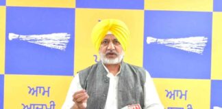 ਕਾਂਗਰਸ ਦਾ ਕਾਲਾ ਅਧਿਆਏ, ਭਾਜਪਾ ਸੱਚ ਨੂੰ ਦਬਾਉਣ ਵਿੱਚ ਕਰ ਰਹੀ ਮਦਦ, ਅਕਾਲੀ ਦਲ ਇਸ ਦਾ ਸਿਆਸੀਕਰਨ ਕਰ ਰਿਹਾ ਹੈ, ਤਿੰਨਾਂ ਨੇ ਜਸਵੰਤ ਸਿੰਘ ਖਾਲੜਾ ਅਤੇ ਪੰਜਾਬ ਨਾਲ ਧ੍ਰੋਹ ਕਮਾਇਆ: ਬਲਤੇਜ ਪੰਨੂ