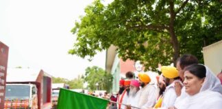 ਸ੍ਰੀ ਗੁਰੂ ਰਵਿਦਾਸ ਜੀ ਮਹਾਰਾਜ ਦਾ ਸੰਦੇਸ਼ ਪੰਜਾਬ ਦੇ ਕੋਨੇ-ਕੋਨੇ ਤੱਕ ਪਹੁੰਚੇਗਾ; ਮੁੱਖ ਮੰਤਰੀ ਭਗਵੰਤ ਸਿੰਘ ਮਾਨ ਨੇ ਡਾਕੂਮੈਂਟਰੀ ਵੈਨਾਂ ਨੂੰ ਹਰੀ ਝੰਡੀ ਦਿਖਾ ਕੇ ਕੀਤਾ ਰਵਾਨਾ