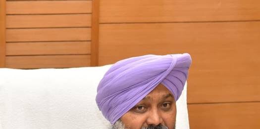 ਪੰਜਾਬ ਸਰਕਾਰ ਵੱਲੋਂ ਵੱਡੀ ਭਰਤੀ ਮੁਹਿੰਮ ਨੂੰ ਹਰੀ ਝੰਡੀ: ਵਿੱਤ ਮੰਤਰੀ ਹਰਪਾਲ ਸਿੰਘ ਚੀਮਾ ਵੱਲੋਂ ਹੈਲਥ ਵਰਕਰਾਂ ਦੀਆਂ 619 ਅਸਾਮੀਆਂ ਭਰਨ ਅਤੇ ਉਦਯੋਗ ਵਿਭਾਗ ਵਿੱਚ ਅਹੁਦਿਆਂ ਨੂੰ ਰਣਨੀਤਕ ਤੌਰ ‘ਤੇ ਸੁਰਜੀਤ ਕਰਨ ਦੀ ਪ੍ਰਵਾਨਗੀ