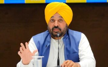 ਭਗਵੰਤ ਮਾਨ ਸਰਕਾਰ ਦੀ ‘ਮੁੱਖ ਮੰਤਰੀ ਸਿਹਤ ਯੋਜਨਾ’ ਦਾ ਲਾਭ ਸੂਬੇ ਦੇ ਹਰ ਜ਼ਿਲ੍ਹੇ ਦੇ ਪਰਿਵਾਰਾਂ ਤੱਕ ਪਹੁੰਚਿਆ; 2.91 ਲੱਖ ਮਰੀਜ਼ਾਂ ਨੂੰ ₹1,044 ਕਰੋੜ ਤੋਂ ਵੱਧ ਮੁੱਲ ਦਾ ਕੈਸ਼ਲੈੱਸ ਇਲਾਜ ਮਿਲਿਆ