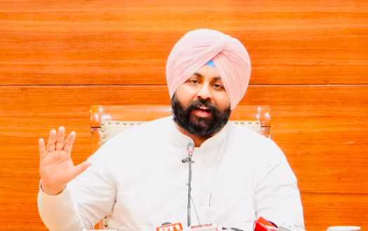 ਪੰਜਾਬ ਦੇ ਸਰਕਾਰੀ ਸਕੂਲਾਂ ਦੇ 882 ਵਿਦਿਆਰਥੀਆਂ ਨੇ ਨੀਟ-ਯੂਜੀ 2026 ਪ੍ਰੀਖਿਆ ਕੀਤੀ ਪਾਸ, 2 ਸਾਲਾਂ ਵਿੱਚ ਨੀਟ ਪਾਸ ਕਰਨ ਵਾਲਿਆਂ ਦੀ ਗਿਣਤੀ 100 ਫ਼ੀਸਦੀ ਵਧੀ: ਹਰਜੋਤ ਸਿੰਘ ਬੈਂਸ