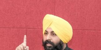 ਪੰਜਾਬ ਪੁਲਿਸ ਵੱਲੋਂ ਨਕਲ ਕਰਵਾਉਣ ਵਾਲੇ ਹਰਿਆਣਾ ਅਧਾਰਤ ਗਿਰੋਹ ਦਾ ਪਰਦਾਫਾਸ਼, ਅਸੀਂ ਕਿਸੇ ਨੂੰ ਸੂਬੇ ਦੀ ਸਿੱਖਿਆ ਪ੍ਰਣਾਲੀ ਨੂੰ ਬਦਨਾਮ ਨਹੀਂ ਕਰਨ ਦੇਵਾਂਗੇ: ਹਰਜੋਤ ਸਿੰਘ ਬੈਂਸ