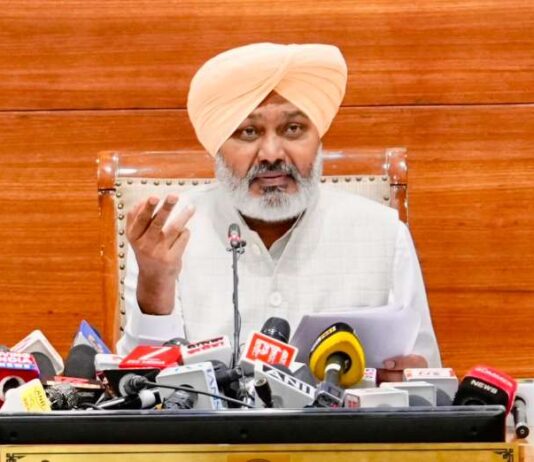 ਪੰਜਾਬ ਦੇਸ਼ ਵਿੱਚ ਸਭ ਤੋਂ ਵੱਧ ਤਨਖਾਹ ਸਕੇਲਾਂ ਵਿੱਚੋਂ ਸਕੇਲ ਅਦਾ ਕਰ ਰਿਹਾ, ਕਈ ਸ਼੍ਰੇਣੀਆਂ ਵਿੱਚ ਕੇਂਦਰ ਸਰਕਾਰ ਤੋਂ ਵੀ ਅੱਗੇ: ਹਰਪਾਲ ਸਿੰਘ ਚੀਮਾ