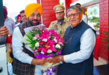 ਮੁੱਖ ਮੰਤਰੀ ਭਗਵੰਤ ਸਿੰਘ ਮਾਨ ਨੇ ਜਗਤਾਰ ਸਿੰਘ ਹਵਾਰਾ ਨੂੰ 10 ਦਿਨਾਂ ਦੀ ਪੈਰੋਲ ਦੇਣ ਲਈ ਰਾਜਪਾਲ ਨਾਲ ਮੁਲਾਕਾਤ ਕੀਤੀ