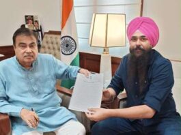 ਆਪ ਐਮਪੀ ਮਾਲਵਿੰਦਰ ਸਿੰਘ ਕੰਗ ਨੇ ਕੇਂਦਰੀ ਮੰਤਰੀ ਨਿਤਿਨ ਗਡਕਰੀ ਨਾਲ ਕੀਤੀ ਮੁਲਾਕਾਤ, ਬੰਗਾ–ਗੜ੍ਹਸ਼ੰਕਰ–ਸ੍ਰੀ ਅਨੰਦਪੁਰ ਸਾਹਿਬ–ਨੈਣਾ ਦੇਵੀ ਮਾਰਗ ਨੂੰ ਰਾਸ਼ਟਰੀ ਰਾਜਮਾਰਗ ਦਾ ਦਰਜਾ ਦੇਣ ਦੀ ਮੰਗ ਨੂੰ ਮੁੜ ਦੁਹਰਾਇਆ