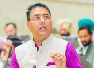ਸਾਢੇ 4 ਸਾਲਾਂ ‘ਚ 68 ਹਜ਼ਾਰ ਤੋਂ ਵੱਧ ਸਰਕਾਰੀ ਨੌਕਰੀਆਂ, 1.83 ਲੱਖ ਕਰੋੜ ਦੇ ਨਿਵੇਸ਼ ਨਾਲ 6.36 ਲੱਖ ਪ੍ਰਾਈਵੇਟ ਨੌਕਰੀਆਂ ਦੇ ਮੌਕੇ ਪੈਦਾ ਕੀਤੇ: ਨੌਜਵਾਨਾਂ ਲਈ ਸਾਜ਼ਗਾਰ ਮਾਹੌਲ ਸਿਰਜ ਰਹੀ ਹੈ ਮਾਨ ਸਰਕਾਰ: ਅਮਨ ਅਰੋੜਾ